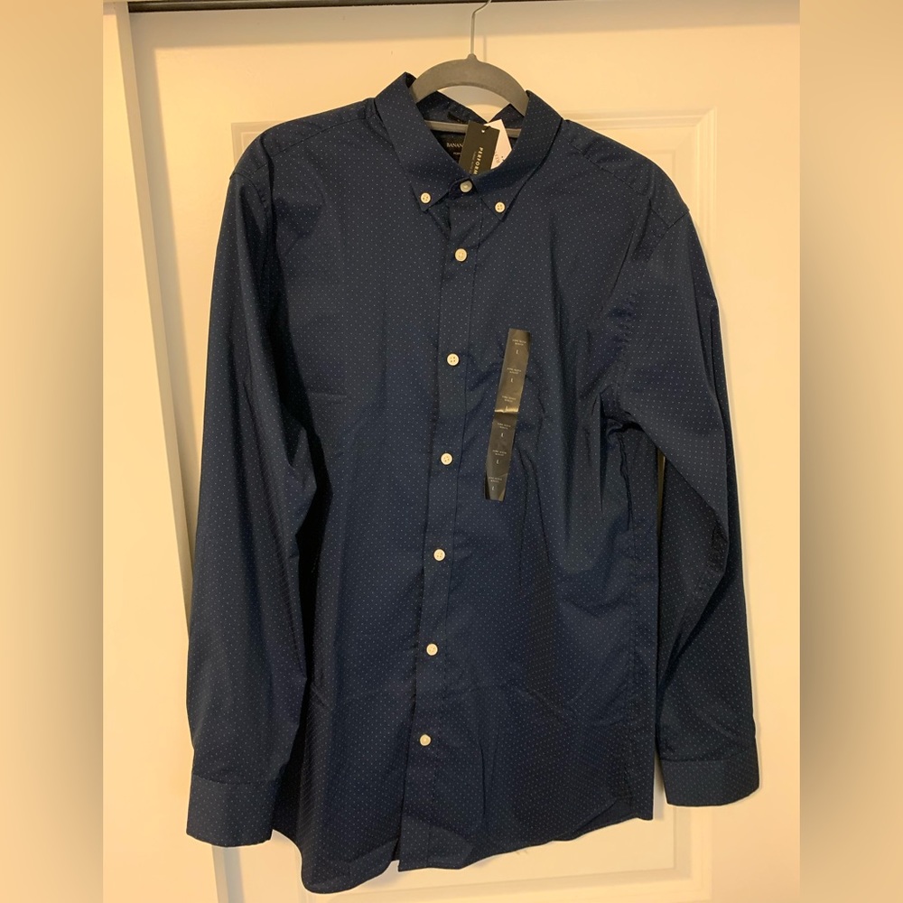 Banana Republic Dress Shirt (Slim Fit - New With Tags)